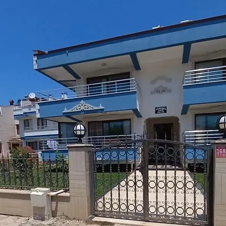 Yueksel Private 3rooms Apartamento